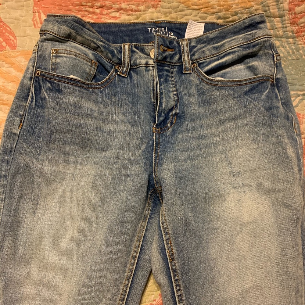 Time and Tru skinny jeans